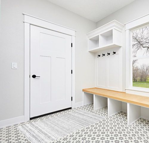 nuLOOM Kira Machine Washable Tribal Geometric Runner Rug, 2' 6" x 6', Grey in White Modern Entryway