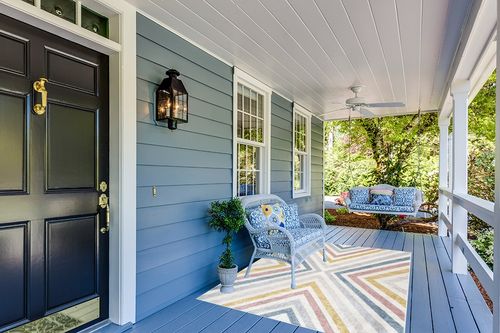 nuLOOM Neveah Contemporary Chevron Area Rug, 5x7, Beige in Light Blue Patio