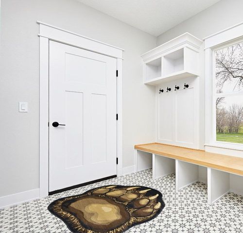 Bear Claw Rustic Lodge Paw Area Rug 3'8 W X 4'10 L in White Modern Entryway