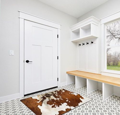 Zeraoke Red and White Cowhide Area Rug 4x5.25 Ft (48x63 Inch), Machine Washable Area Rugs with Non-Slip Backing, Soft Fluffy Carpet Rugs for Living Room Bedroom Entryway Kids Room Home Decor in White Modern Entryway