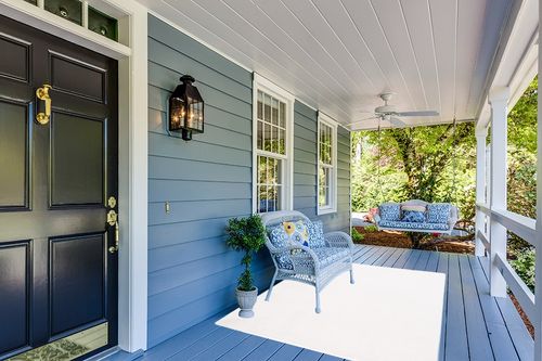 SAFAVIEH Faux Rabbit Fur Collection Area Rug - 5' x 7', Off White, Solid Design, Non-Shedding Machine Washable & Slip Resistant Ideal for High Traffic Areas in Living Room, Bedroom (FRF500A) in Light Blue Patio