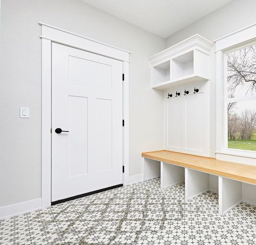 Dynamic Rugs Rug, 7'5" x 10'6", White/Silver in White Modern Entryway