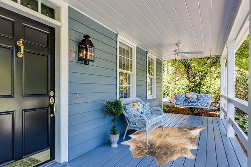 Loloi II Odessa Collection ODE-01 Mocha/Sand 5' x 6'-6" Area Rug in Light Blue Patio