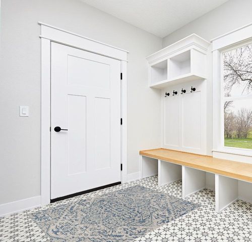 JONATHAN Y Estrella Bohemian Medallion Textured Weave Indoor/Outdoor Navy/Gray 4 ft. x 6 ft. Area-Rug, Coastal,Easy-Cleaning,HighTraffic,LivingRoom,Backyard, Non Shedding (SMB105B-4) in White Modern Entryway