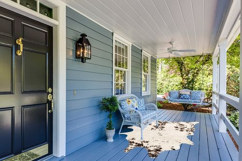 nuLOOM Marcia Machine Washable Faux Cowhide Area Rug, 5' x 6' 7", Brown in Light Blue Patio