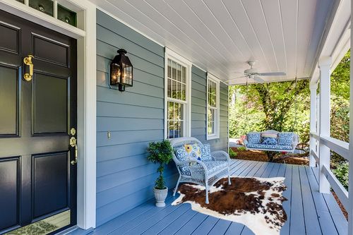 rodeo Genuine Cowhide Rug Large Real Cow Hide Western decortion Cow Rug for Bedroom Living Room Natrual Cow Print Rug for Western Wall Decor Texas Rug 5x7 Feet(150cmx 210cm) TC5X7 in Light Blue Patio