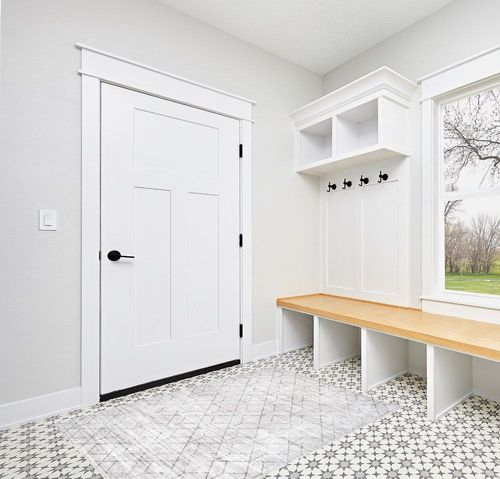nuLOOM Regan Modern Geometric Machine Washable Area Rug, 4x6, Light Grey in White Modern Entryway