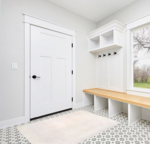 nuLOOM Loni Solid Machine Washable Shag Area Rug, 4' x 6', White in White Modern Entryway