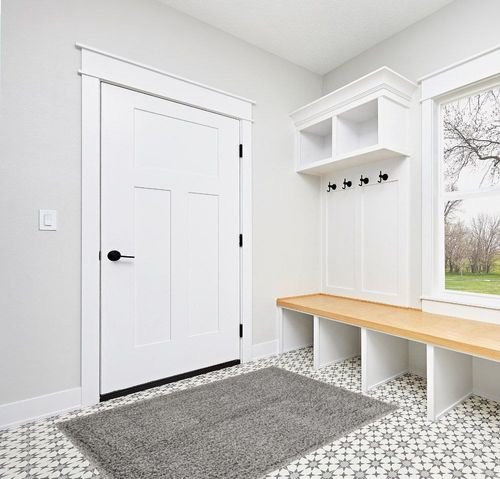 Unique Loom Solid Shag Collection Area Rug (4' 1" x 6' 1" Rectangle, Cloud Gray) in White Modern Entryway