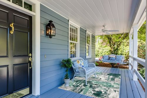 LUXE WEAVERS Abstract Distressed Green 5x7 Area Rug for Living Room in Light Blue Patio