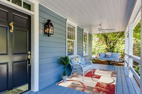 Contemporary Abstract Circle Design Multi Soft 5'3" x 7'3" Indoor Area Rug in Light Blue Patio