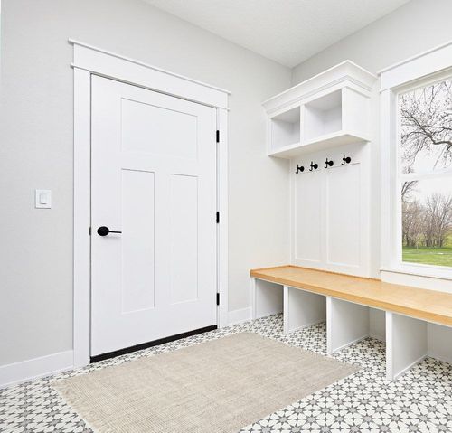 nuLOOM Daniela Farmhouse Chunky Jute Area Rug, 4' x 6', Off-white in White Modern Entryway