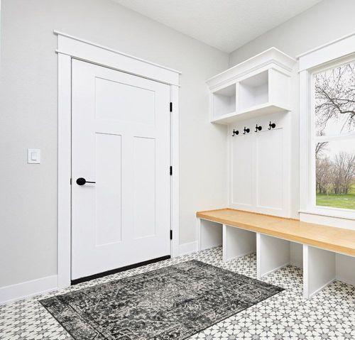 Morebes Vintage Bedroom Rug,Washable 4x6 Throw Rug Non Slip,Soft Area Rug Medallion Entry Bathroom Mat,Indoor Accent Floor Chair Carpet for Entrance Coffee Table RV,Gray/Black in White Modern Entryway