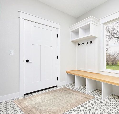 Keen Home Design Machine Washable Area Rugs with Non-Slip Backing, Ideal for Hallway, Living Room, Bedroom, Kitchen and Laundry Room, Vintage Moroccan and Low Pile Rug - (4' x 6') in White Modern Entryway