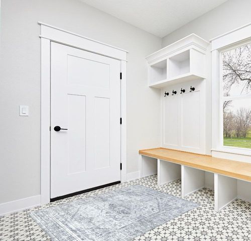 BRICHOEE Vintage Washable Area Rug 4x6 Silver Gray Low-Pile Indoor Floral Print Carpet Non Slip Printed Persian Boho Rug for Living Room in White Modern Entryway