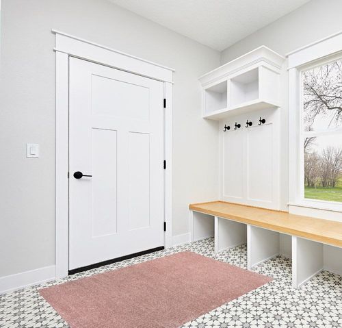 Eyely UES100P-4 Supersoft Haze Solid Low-Pile Indoor Area Rug Casual;Contemporary;Solid;Traditional, Bedroom, Kitchen, Living Room, Easy-Cleaning, Non-Shedding, 4 X 6, Pink in White Modern Entryway