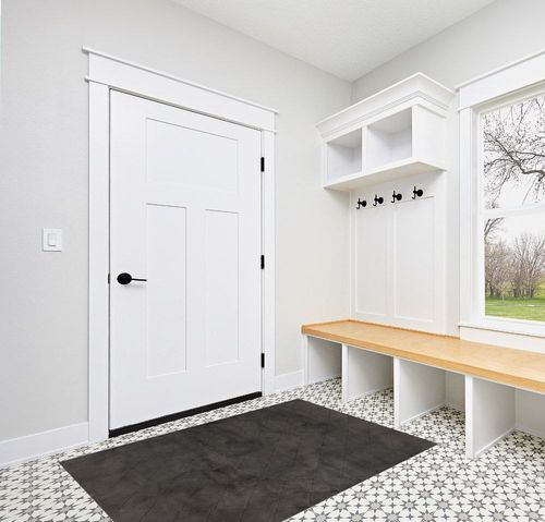 nuLOOM Amy Casual Faux Rabbit Machine Washable Area Rug, 4x6, Grey in White Modern Entryway