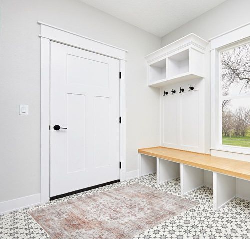 Bloom Rugs Washable Non-Slip 4' x 6' Rug - Ivory/Blush Traditional Area Rug for Living Room, Bedroom, Dining Room, and Kitchen - Exact Size: 4' x 6' in White Modern Entryway