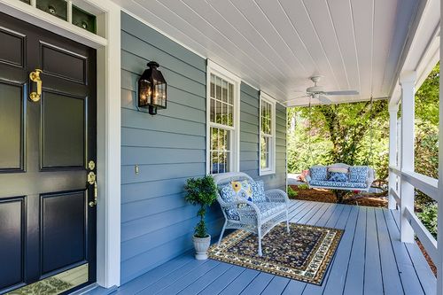 AllStar Rugs Blue 4x6 Traditional Area Rug (3' 9" x 5' 1") in Light Blue Patio