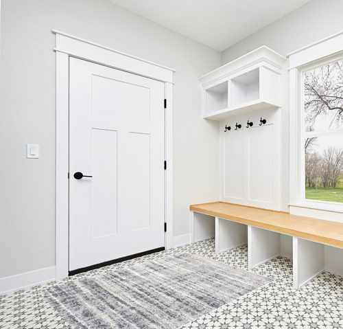SAFAVIEH Fontana Shag Collection 4' x 6' Grey/Ivory FNT856G Modern Non-Shedding Living Room Bedroom Dining Room Entryway Plush 2-inch Thick Area Rug in White Modern Entryway