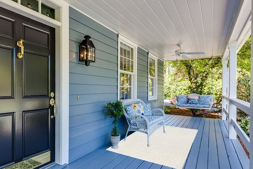 Hinerman Handmade Tufted White/Slate Area Rug Laurel Foundry Modern Farmhouse Rug ... in Light Blue Patio