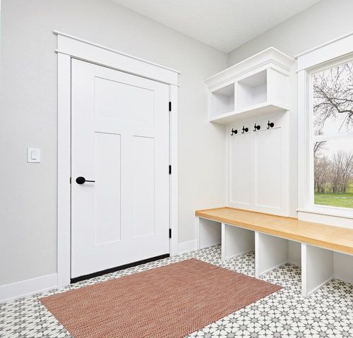 SAFAVIEH Courtyard Collection 4' x 5'7" Red/Beige CY8022 Indoor/ Outdoor Waterproof Easy-Cleaning Patio Backyard Mudroom Accent-Rug in White Modern Entryway
