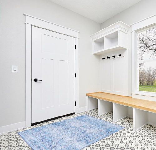 SAFAVIEH Tucson Collection Accent Rug - 4' x 6', Purple & Blue, Persian Design, Non-Shedding Machine Washable & Slip Resistant Ideal for High Traffic Areas in Entryway, Living Room, Bedroom (TSN185V) in White Modern Entryway