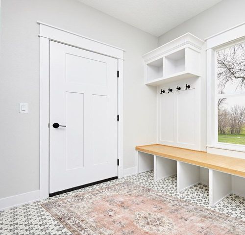 Vintage Floral Machine Washable Area Rug in White Modern Entryway
