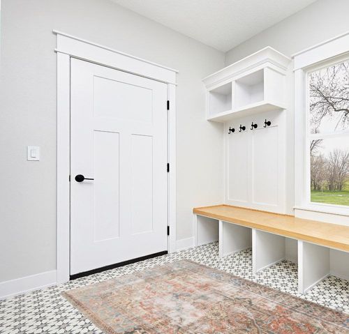 Loloi Rugs Loren 5' x 7'6" Hand Knotted Rug in Terracotta and Blue in White Modern Entryway