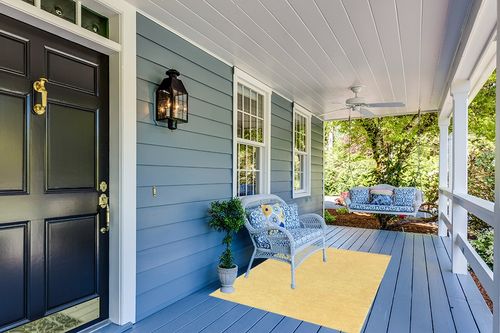 JONATHAN Y SEU100B-4 Haze Solid Low-Pile Indoor Area-Rug Casual Contemporary Solid Traditional Easy-Cleaning Bedroom Kitchen Living Room Non Shedding, 4 ft x 6 ft, Mustard in Light Blue Patio