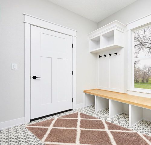 RUG BRANCH Soft Plush Retro Contemporary Boho Shag Brown White Indoor Area Rug for Living Room, Bedroom, Dining Room, and Kitchen - 5' x 7' (5'3" X 7'7") in White Modern Entryway