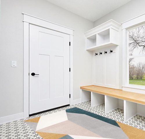 nuLOOM Raegan Modern Abstract Area Rug, 5x8, Light Grey in White Modern Entryway