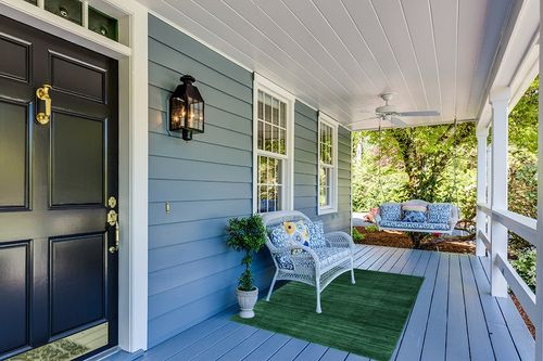 SAFAVIEH Vision Collection Accent Rug - 4' x 6', Dark Green, Modern Ombre Tonal Chic Design, Non-Shedding & Easy Care, Ideal for High Traffic Areas in Entryway, Living Room, Bedroom (VSN606Y) in Light Blue Patio