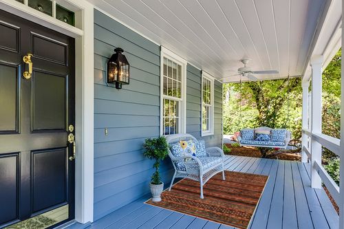 Seavish Vintage Rugs for Living Room 4x6 Red Accent Throw Rugs with Rubber Backing Soft Oriental Distressed Washable Area Rug Low-Pile Thin Foldable Floor Carpet for Dining Room Bedroom in Light Blue Patio