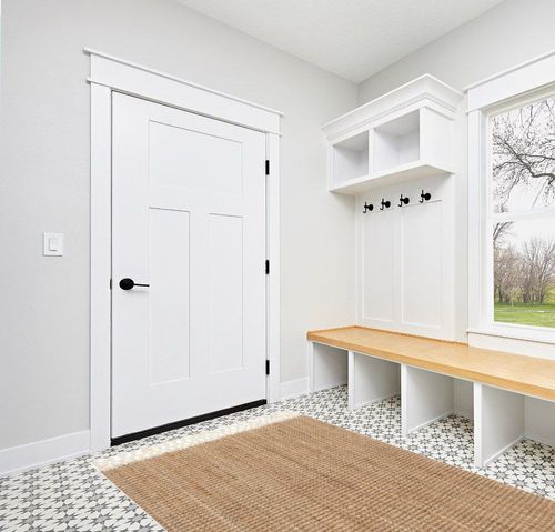 nuLOOM Raleigh Farmhouse Jute Tasseled Area Rug, 5x8, Natural in White Modern Entryway