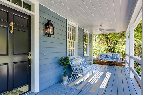 LEEVAN Grey and White Outdoor Rug 4'x 6', Outdoor Patio Rug, Washable Woven Front Porch Rug Indoor Farmhouse Striped Area Rug for Bedroom/Living Room in Light Blue Patio