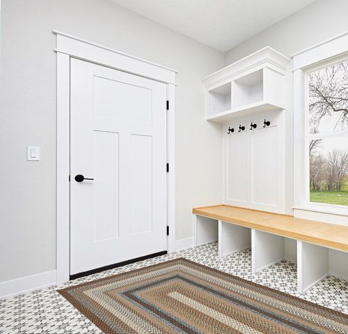 SAFAVIEH Braided Collection Area Rug - 5' x 8', Brown & Multi, Handmade Country Cottage Reversible, Ideal for High Traffic Areas in Living Room, Bedroom (BRD313A) in White Modern Entryway