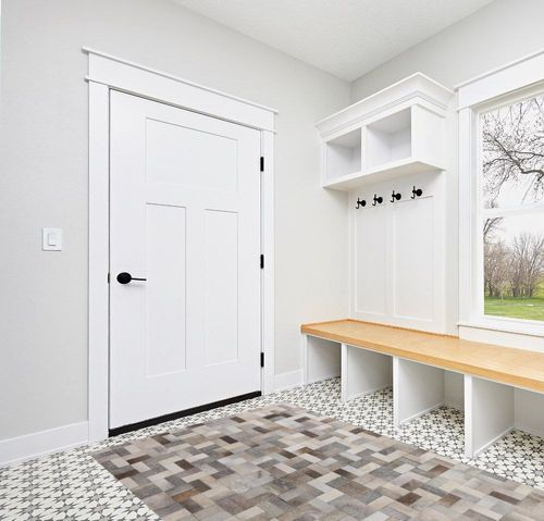 USA RUG Cowhide Grey Patchwork Home Decorative Living Room Area Rug Hand Made Cow Leather Hair (2.6x8' Runner) in White Modern Entryway