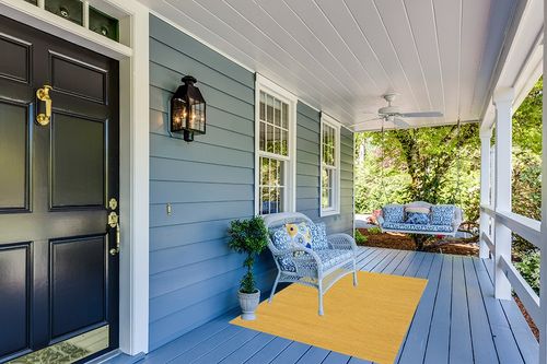 nuLOOM Elfriede Farmhouse Jute Blend Area Rug, 4x6, Yellow in Light Blue Patio