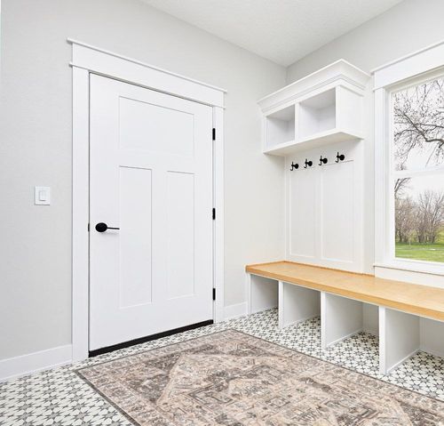 nuLOOM Brielle Machine Washable Vintage Medallion Area Rug, 5x8, Brown in White Modern Entryway