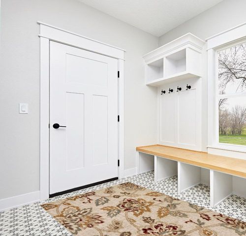 SUPERIOR Indoor Area Rug Perfect for Hallways, Entryway, Office, Living Room, Hardwood, Tile, Jute Backed, Modern Farmhouse Floral Decor, Jacobean Collection - 5ft x 8ft, Stone in White Modern Entryway
