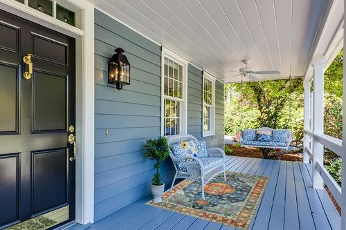 COZYLOOM Area Rug Medallion Distressed Rug 4x6 Floral Print Oriental Rug Foldable Thin Chenille Floor Cover Non-Slip Washable Rug for Living Room Bedroom Dorm Home Office Decor Blue/Red in Light Blue Patio