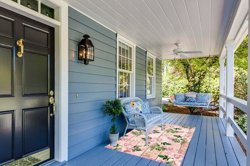 Modern Floral Realistic Indoor Outdoor Area Rug 4x6 Pink Green Flowers Rug for Balcony Deck Patio Backyard Non Slip Waterproof Stain Shedding Resistant Carpet Throw Mat in Light Blue Patio