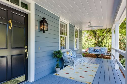 SAFAVIEH Kids Collection Area Rug - 4' x 6', Light Blue & Yellow, Handmade Wool, Car Design, Ideal for The Living Room, Bedroom, Dining Room, Kids Room, Nursery (SFK806L-4) in Light Blue Patio