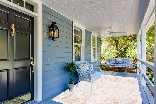 Shag Collection 6' x 9' Ivory in Light Blue Patio