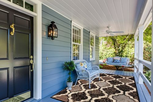 ‎A Chocolate ‎Modern ‎Stain Resistant ‎Area Rug in Light Blue Patio
