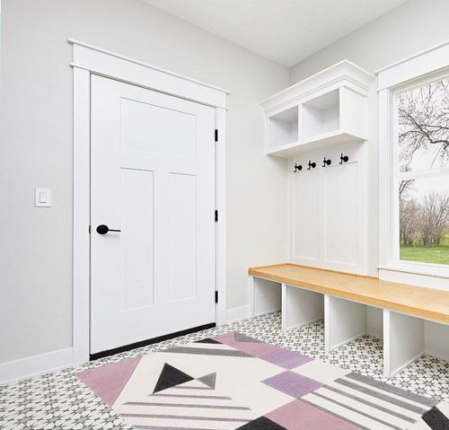 SAFAVIEH Hollywood Collection Area Rug - 5'3" x 7'6", Ivory & Purple, Mid-Century Modern Design, Non-Shedding & Easy Care, Ideal for High Traffic Areas in Living Room, Bedroom, Dining (HLW709D-5) in White Modern Entryway