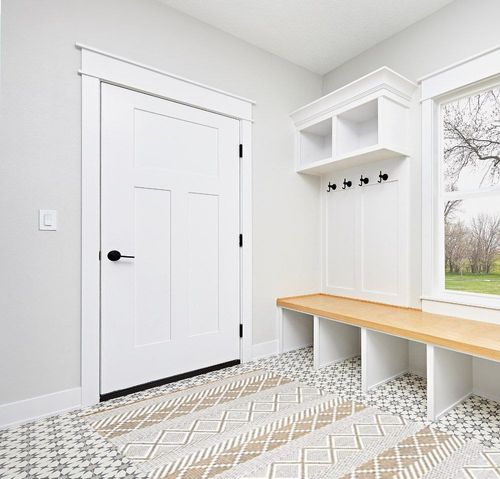 SAFAVIEH Natura Collection Area Rug - 5' x 8', Ivory & Yellow, Handmade Wool, Ideal for High Traffic Areas in Living Room, Bedroom (NAT854C) in White Modern Entryway