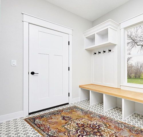 SAFAVIEH Savannah Collection 5'1" x 7'6" Yellow / Yellow SVH628H Boho Chic Area Rug in White Modern Entryway