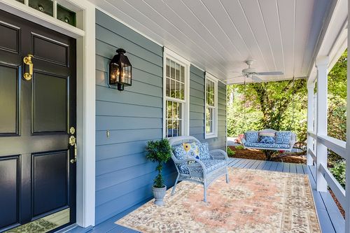 nuLOOM Ren Vintage Floral Machine Washable Area Rug, 6x9, Peach in Light Blue Patio